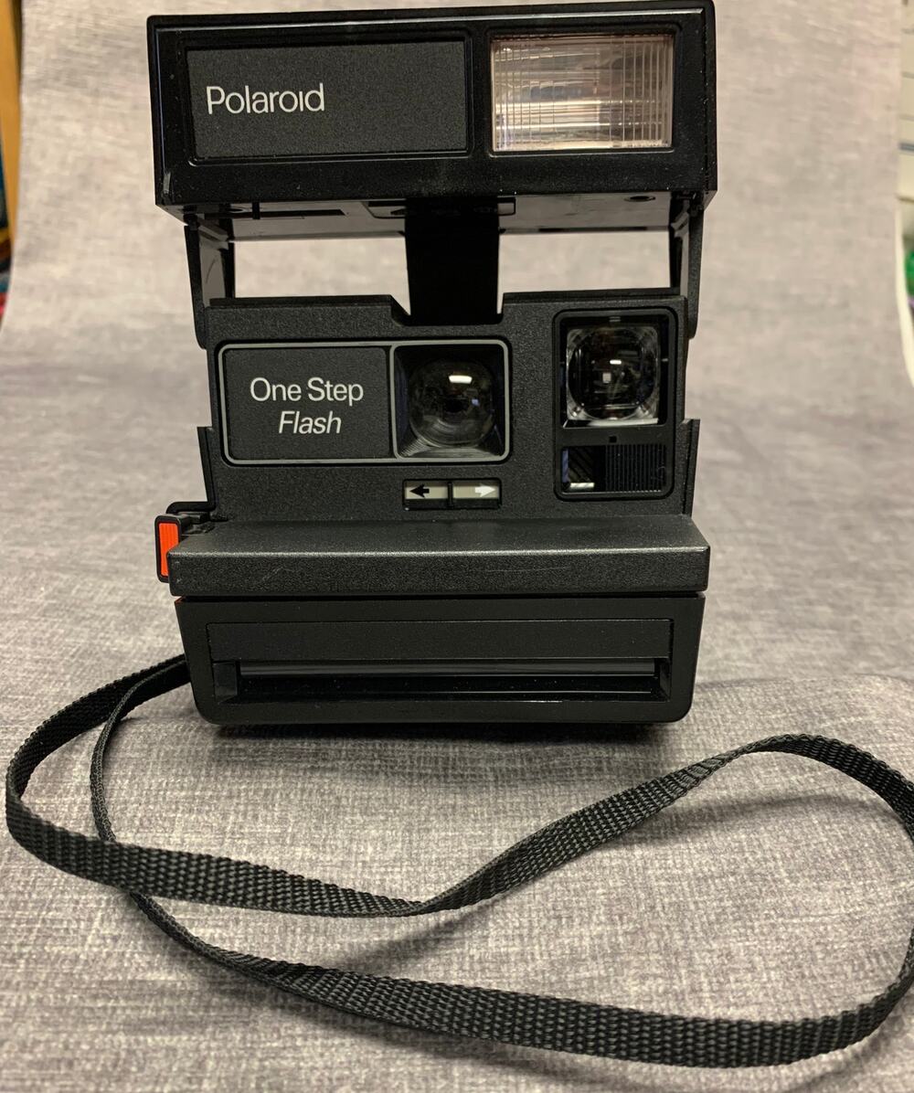 Polaroid 600 One Step Instant Flash Camera - Tested - Guarantee not DOA